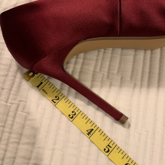 Express Women Satin Crystal Pumps SZ 10 - Picture 12 of 14